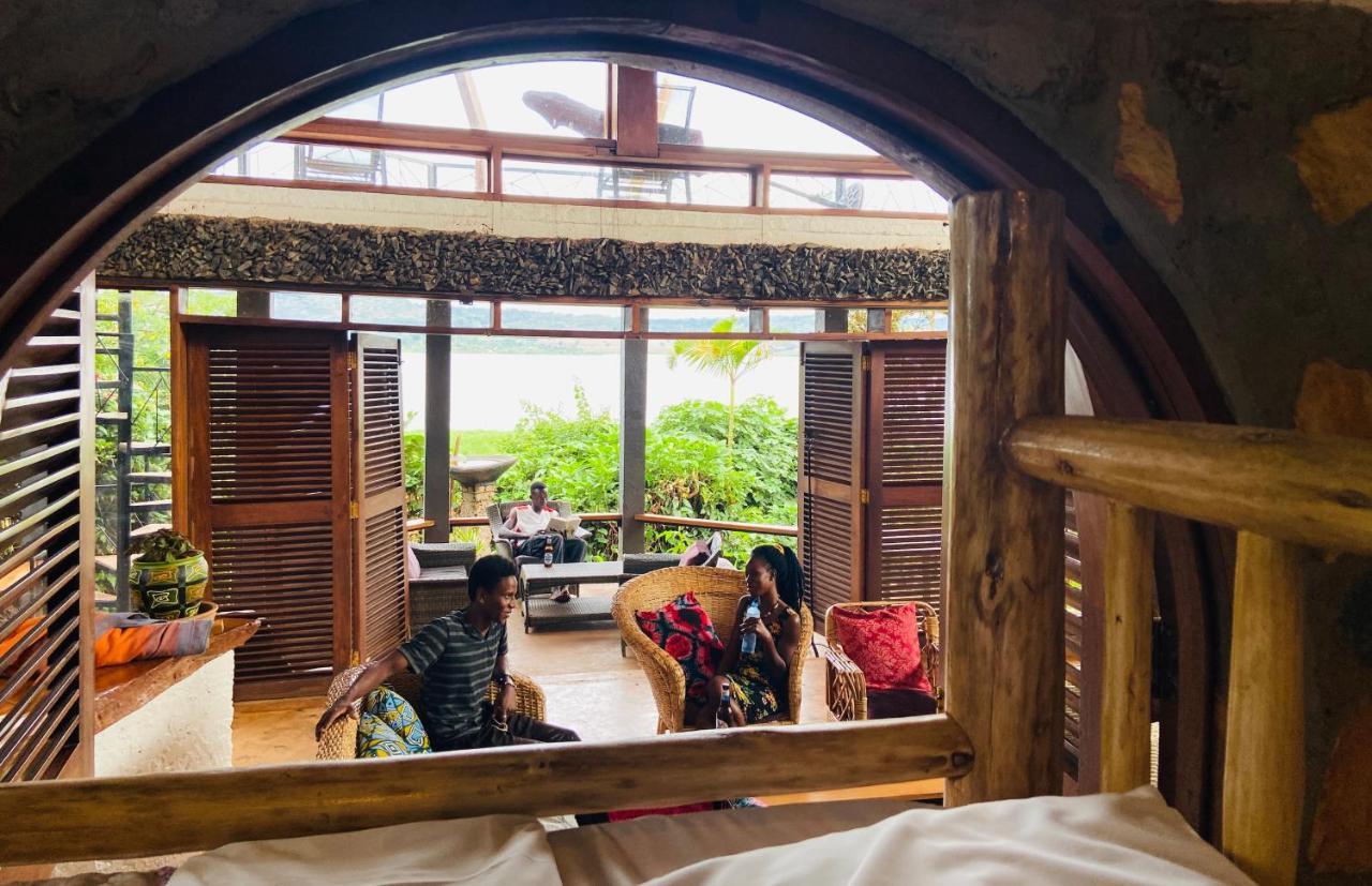 Home Onthe Nile Dorm Jinja Zewnętrze zdjęcie